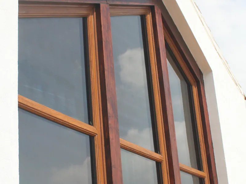 Bay Windows Mayfair